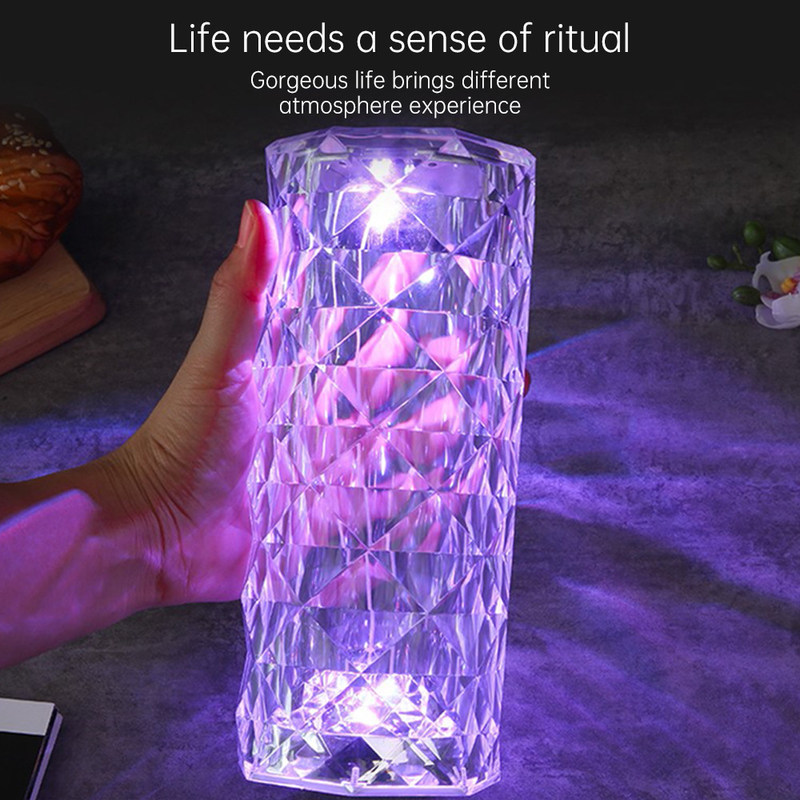 Moderne drie-kleurige RGB kleurrijke roze tafellamp Touch Control Oneindige dimming